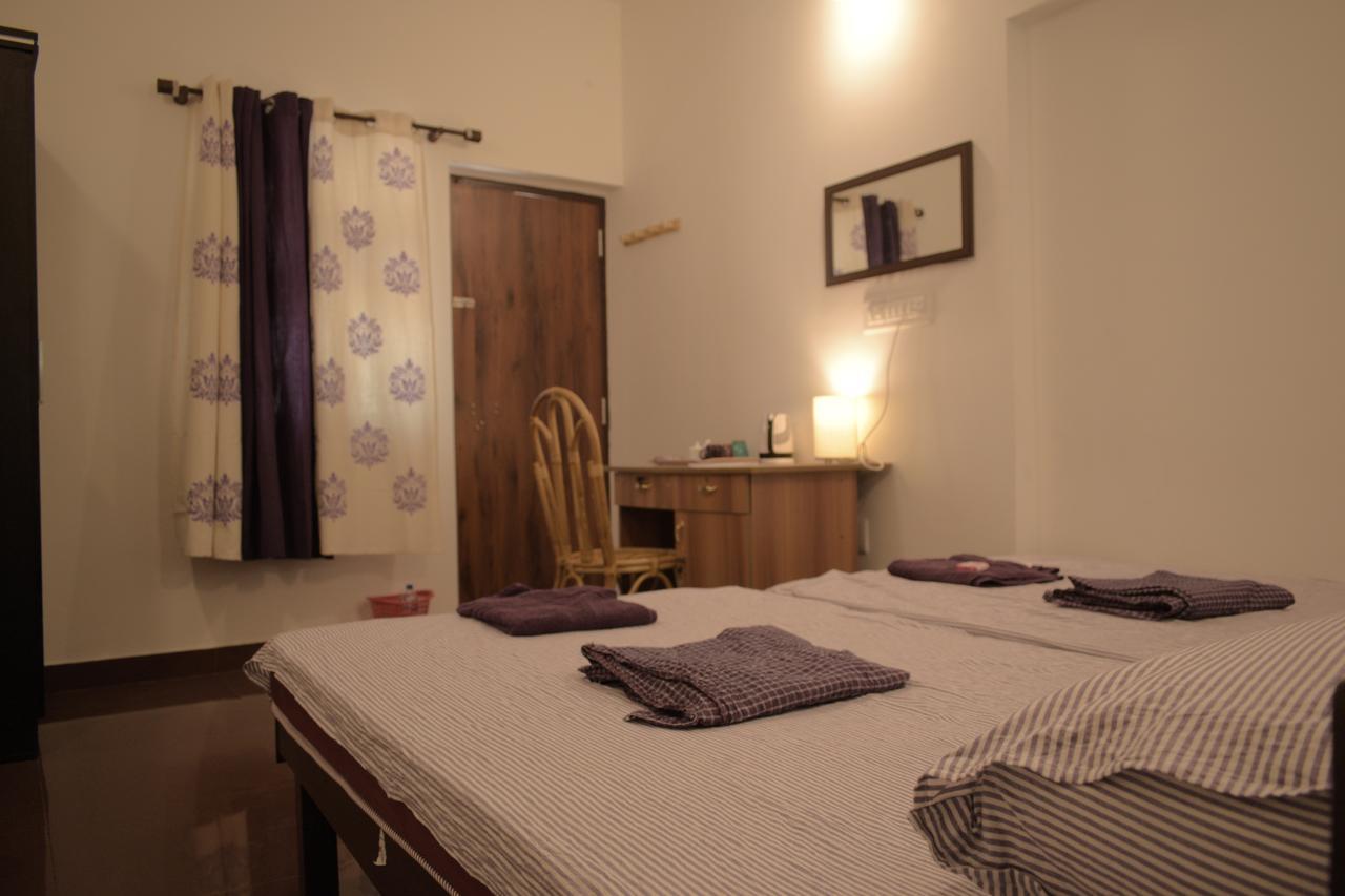 Hotel Vretreat à Kokkānisseri Extérieur photo